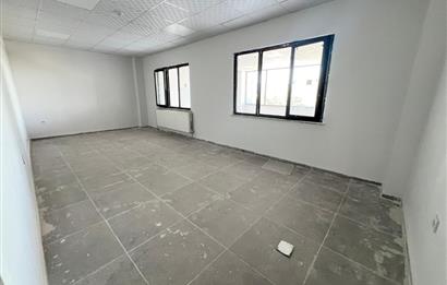 OSB'DE YOĞUN TİCARİ HAREKETLİLİK ALANINDA 250 M2 KİRALIK İŞ YERİ