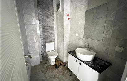 OSB'DE YOĞUN TİCARİ HAREKETLİLİK ALANINDA 250 M2 KİRALIK İŞ YERİ