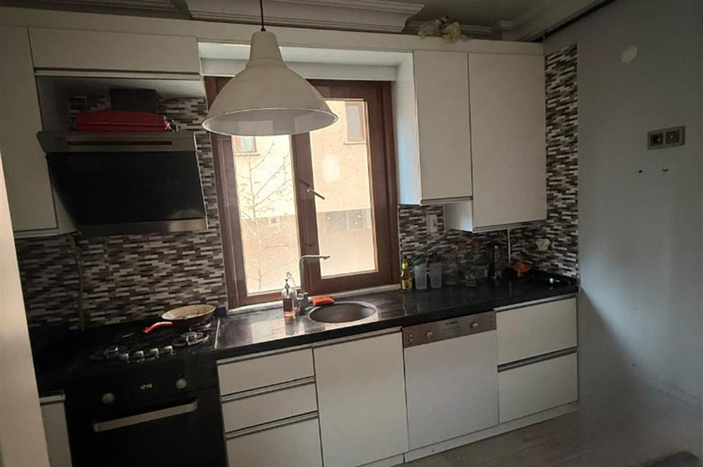  Ataşehir İçerenköy’de Ebeveyn banyolu Satılık 3+1