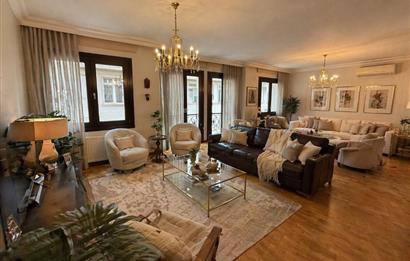 Nişantaşı Teşvikiye Satılık 4+1 230 m2 Çift Teraslı Topağacı