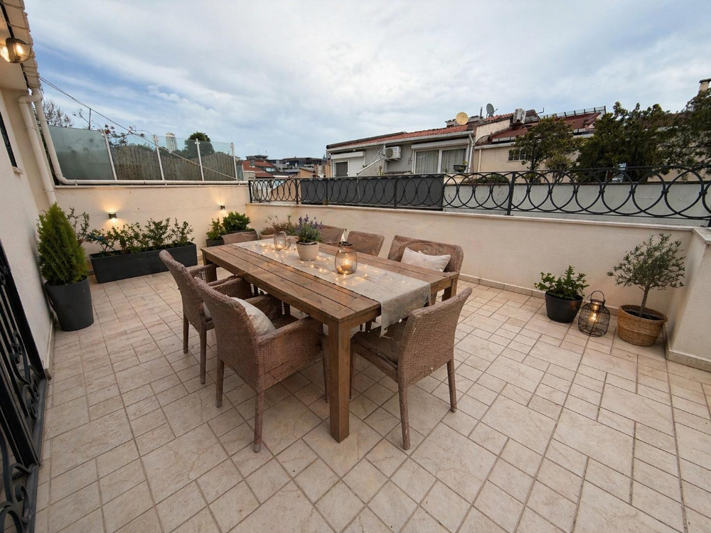 Nişantaşı Teşvikiye Satılık 4+1 230 m2 Çift Teraslı Topağacı