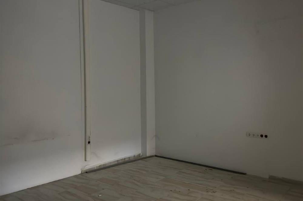 Elazığ Merkez Yeni Mahalle'de Satılık 525m² Depolu Dükkan / Mağaza