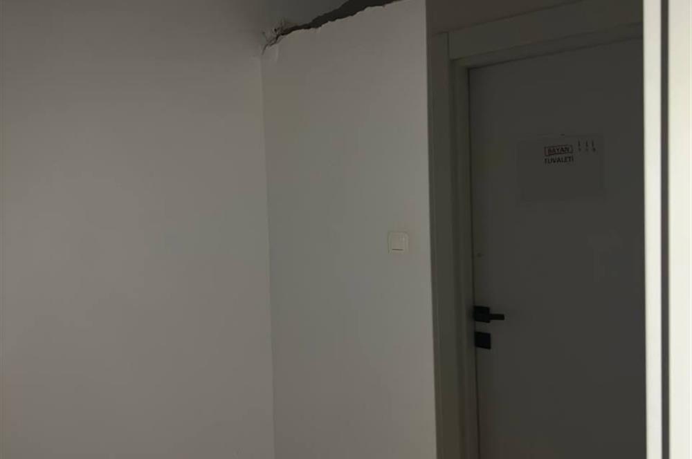 Elazığ Merkez Yeni Mahalle'de Satılık 525m² Depolu Dükkan / Mağaza