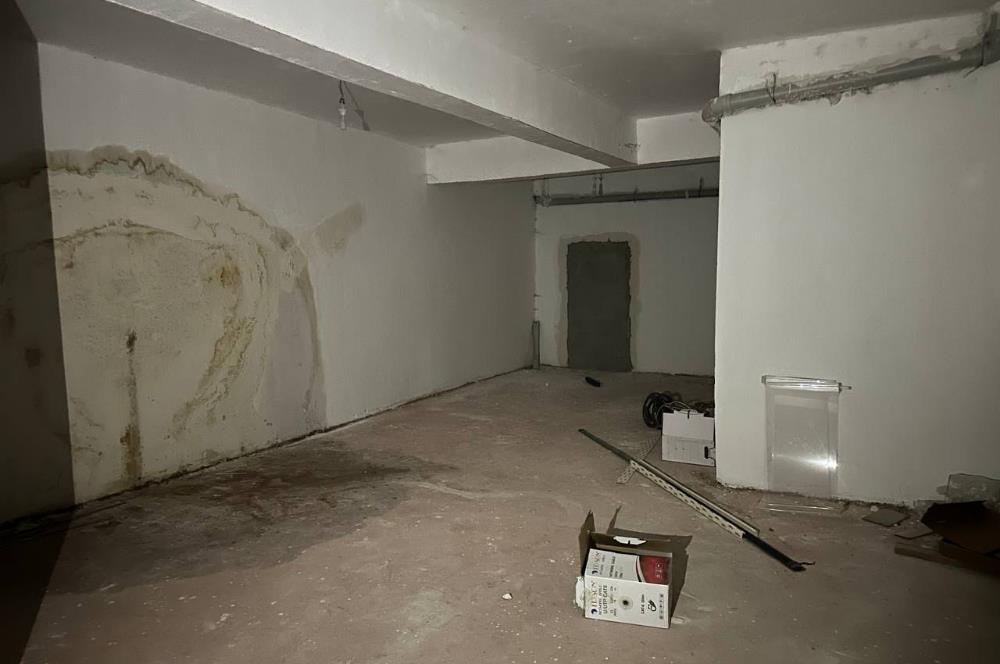 Elazığ Merkez Yeni Mahalle'de Satılık 525m² Depolu Dükkan / Mağaza