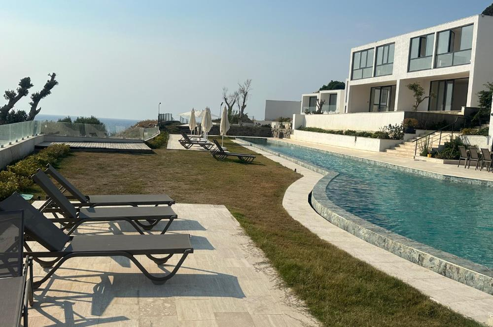Bodrum Gümüşlük Denize Sıfır Sitede Özel İskeleli Satılık Daire