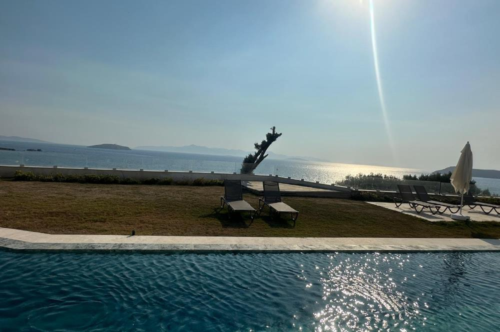 Bodrum Gümüşlük Denize Sıfır Sitede Özel İskeleli Satılık Daire