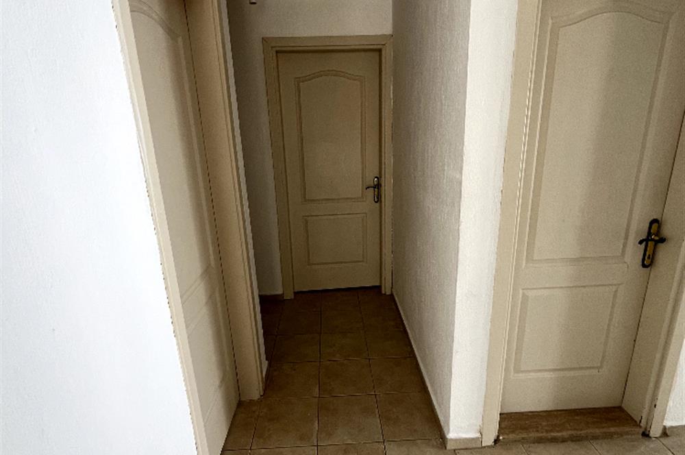 KONACIK’TA “GENİŞ EV ARAYANLARA” 177 m² 4+1 PARK YANI