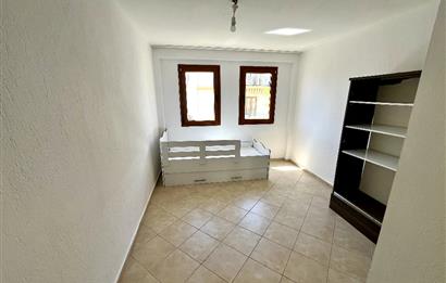 KONACIK’TA “GENİŞ EV ARAYANLARA” 177 m² 4+1 PARK YANI