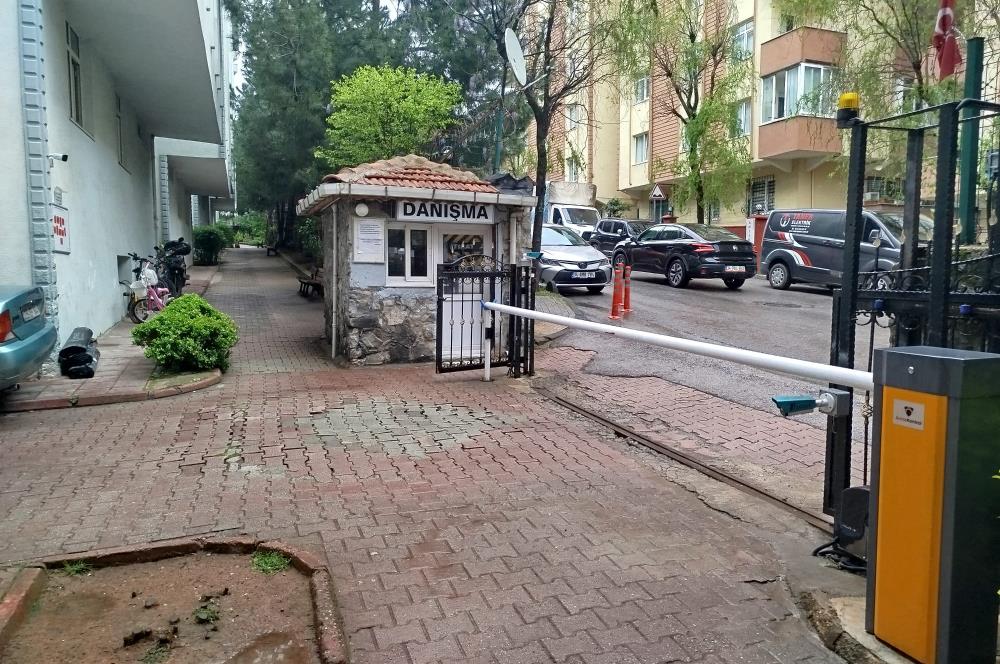 ÇEKMEKÖY ONUR SİTESİ SATILIK 3+1 DAİRE