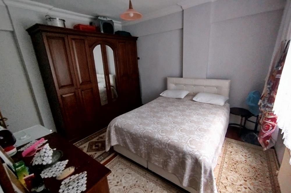 ÇEKMEKÖY ONUR SİTESİ SATILIK 3+1 DAİRE