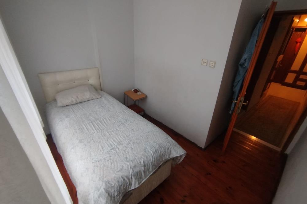ÇEKMEKÖY ONUR SİTESİ SATILIK 3+1 DAİRE