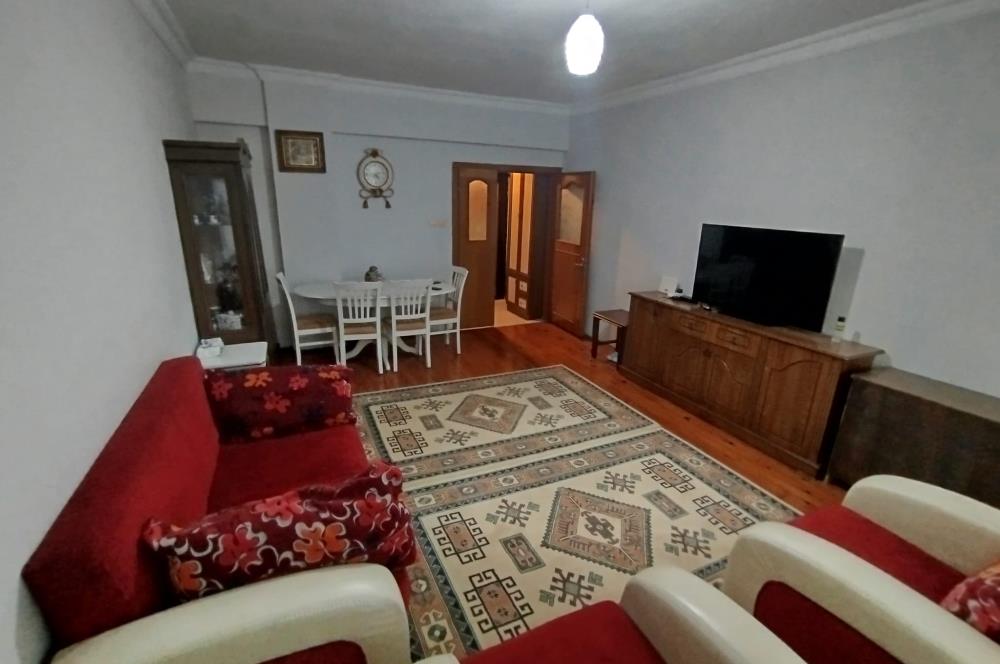ÇEKMEKÖY ONUR SİTESİ SATILIK 3+1 DAİRE