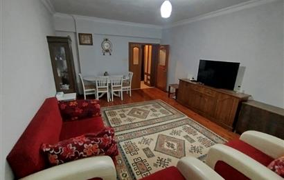 ÇEKMEKÖY ONUR SİTESİ SATILIK 3+1 DAİRE