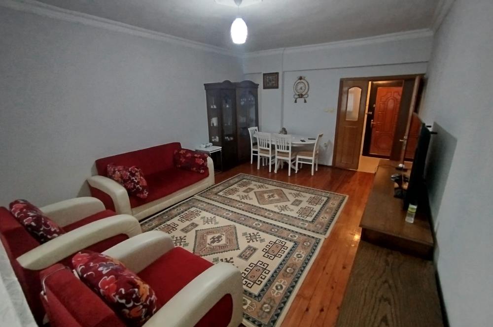 ÇEKMEKÖY ONUR SİTESİ SATILIK 3+1 DAİRE
