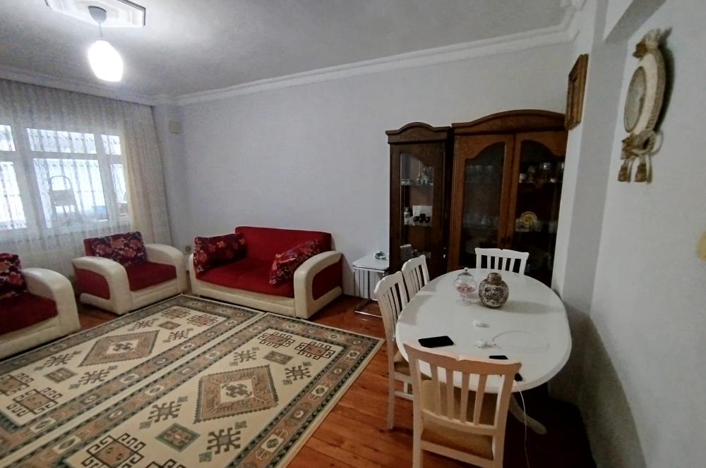 ÇEKMEKÖY ONUR SİTESİ SATILIK 3+1 DAİRE