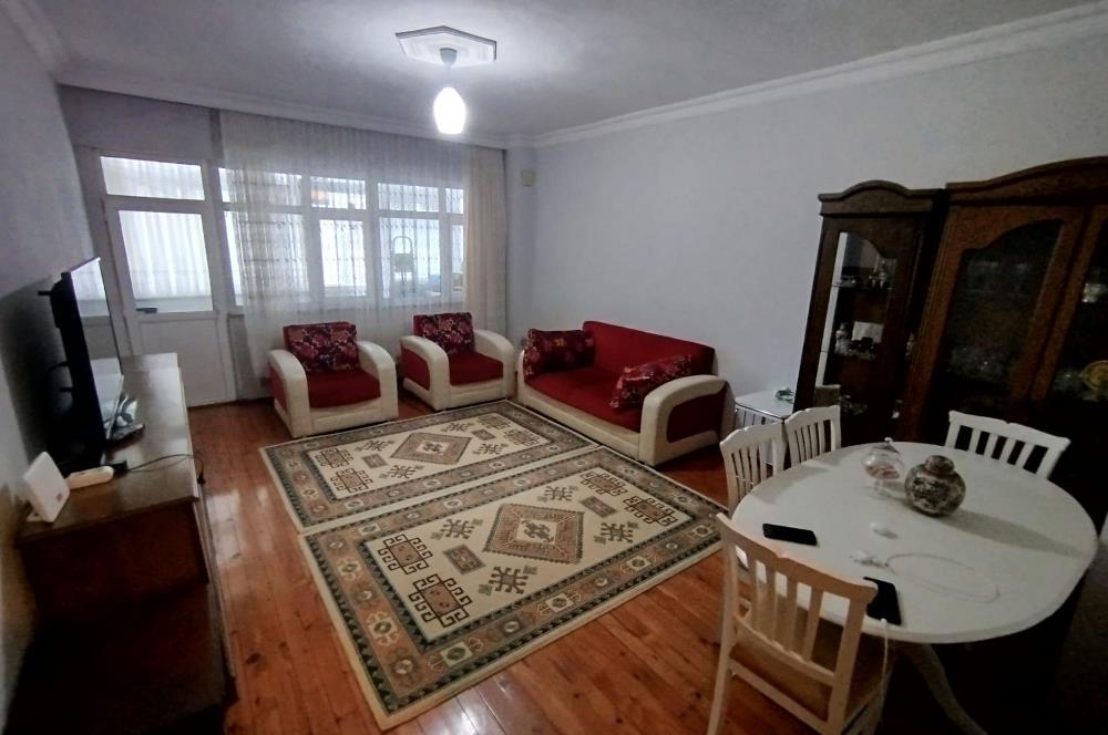 ÇEKMEKÖY ONUR SİTESİ SATILIK 3+1 DAİRE