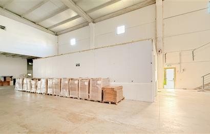 CENTURY 21 BAL'DAN GÖNEN DERİ İHTİSAS VE KARMA OSB’DE  3.500 m² KAPALI ALANLI  ÜÇ YAŞINDA YÜKSEK NİTELİKLİ SATILIK FABRİKA
