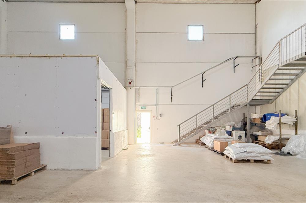 CENTURY 21 BAL'DAN GÖNEN DERİ İHTİSAS VE KARMA OSB’DE  3.500 m² KAPALI ALANLI  ÜÇ YAŞINDA YÜKSEK NİTELİKLİ SATILIK FABRİKA