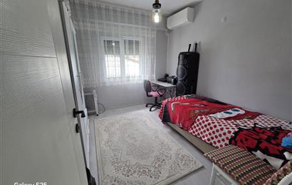 C21 BAL'DAN KARESİ KAMÇILI KÖYÜNDE SATILIK HAVUZLU MÜSTAKİL EV