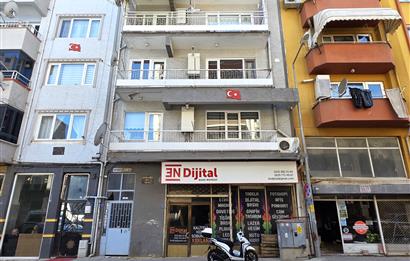 C21 Cius; Merkezi Konumda Arakat Masrafsız 3+1 Satılık Daire