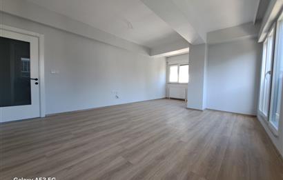 Küçükyalı da Merkezi ve Değerli Konumda 2+1 Satılık Lüks Dubleks