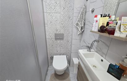 C21 BAL'DAN KARESİ KAMÇILI KÖYÜNDE SATILIK HAVUZLU MÜSTAKİL EV