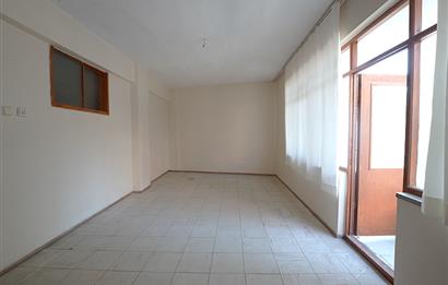 C21 Cius; Kafoğlu Cami Civarı 2+1 Garaj Üstü KİRALIK DAİRE