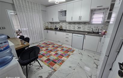C21 BAL'DAN KARESİ KAMÇILI KÖYÜNDE SATILIK HAVUZLU MÜSTAKİL EV