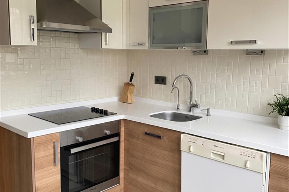 CADDEBOSTAN’IN KALBİNDE MODERN MİMARİ 2016 YAPIMI 2+1 SATILIK DAİRE