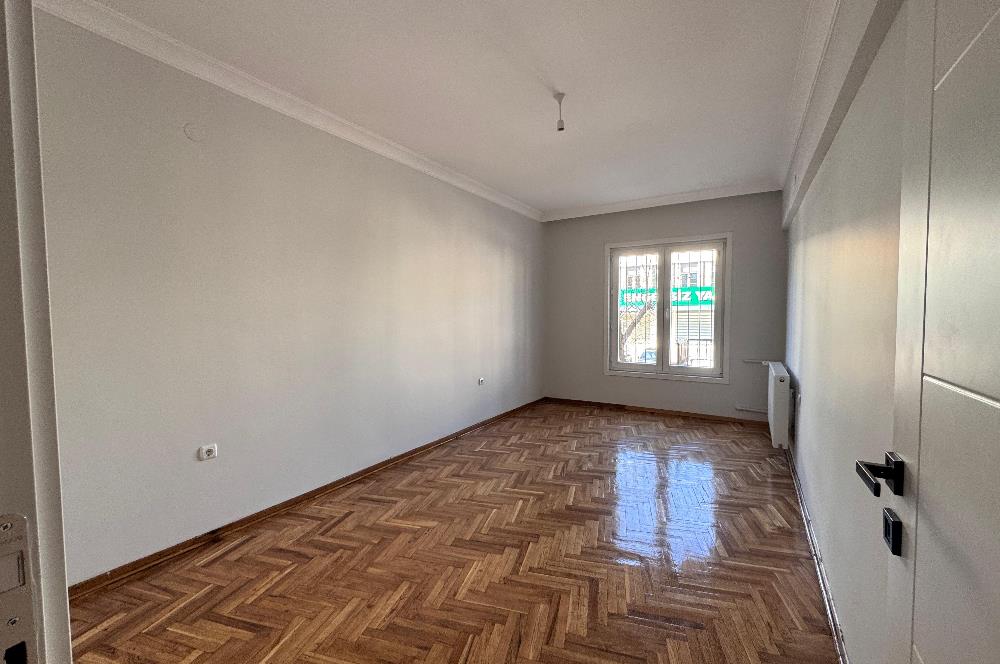 1305173018 DİKMEN SOKULLU CADDESİNDE KATTA DUBLEKS 3+1 YAPILI SATILIK DAİRE 