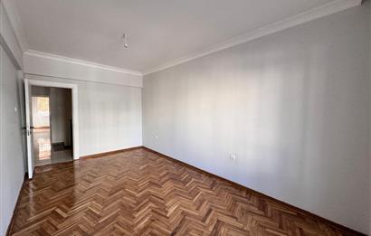 1305173018 DİKMEN SOKULLU CADDESİNDE KATTA DUBLEKS 3+1 YAPILI SATILIK DAİRE 