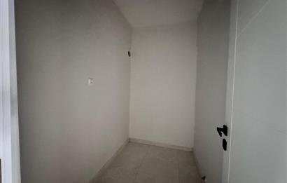 1305173018 DİKMEN SOKULLU CADDESİNDE KATTA DUBLEKS 3+1 YAPILI SATILIK DAİRE 