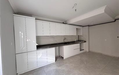 1305173018 DİKMEN SOKULLU CADDESİNDE KATTA DUBLEKS 3+1 YAPILI SATILIK DAİRE 