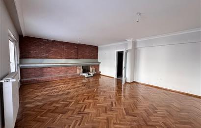 1305173018 DİKMEN SOKULLU CADDESİNDE KATTA DUBLEKS 3+1 YAPILI SATILIK DAİRE 