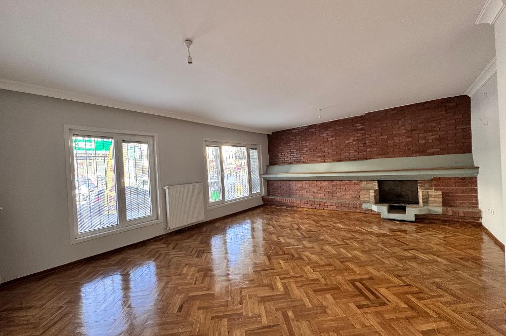 1305173018 DİKMEN SOKULLU CADDESİNDE KATTA DUBLEKS 3+1 YAPILI SATILIK DAİRE 