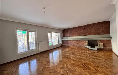 1305173018 DİKMEN SOKULLU CADDESİNDE KATTA DUBLEKS 3+1 YAPILI SATILIK DAİRE 