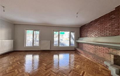 1305173018 DİKMEN SOKULLU CADDESİNDE KATTA DUBLEKS 3+1 YAPILI SATILIK DAİRE 