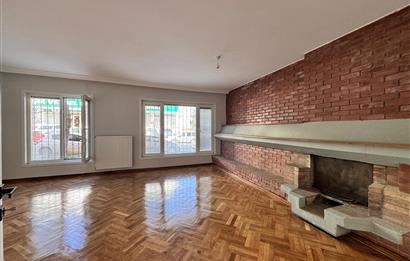 1305173018 DİKMEN SOKULLU CADDESİNDE KATTA DUBLEKS 3+1 YAPILI SATILIK DAİRE 
