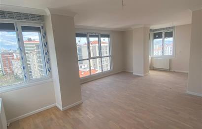KADIKÖY GÖZTEPE'DE MANZARALI MUHTEŞEM 3+1 SATILIK