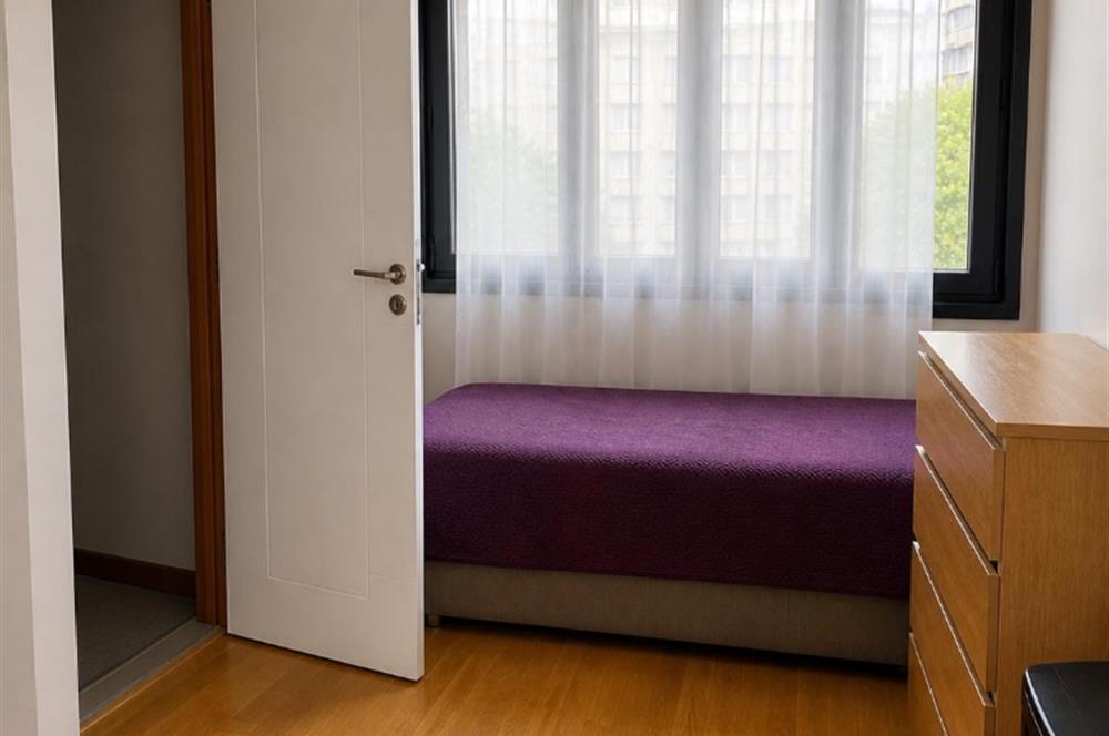 CADDEBOSTANIN KALBİNDE MODERN MİMARİ 2016 YAPIMI 2+1 SATILIK DAİRE