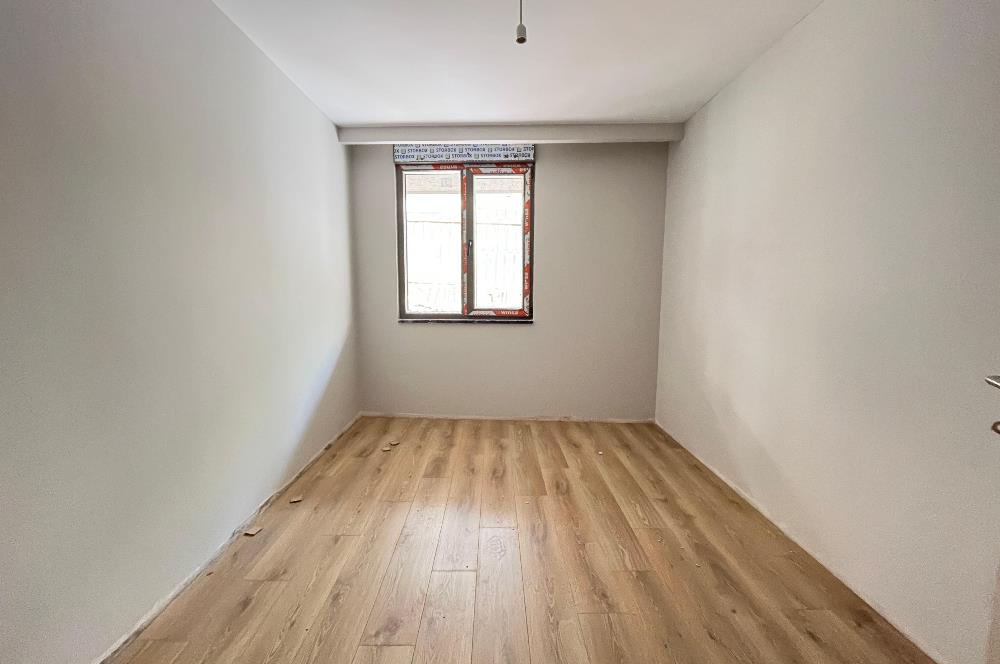ÇINAR MAHALLESİ'NDE SAHİLE YAKIN ÖN CEPHE 0 BİNA LÜX 2+1