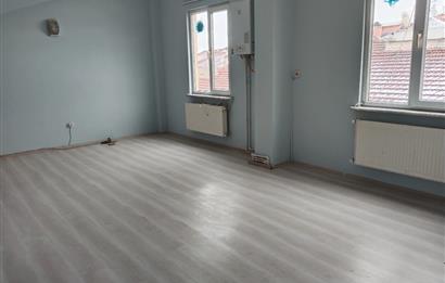 CENTURY 21 VİZYONDAN ESOGÜ YAKININDA KİRALIK 4+1 DAİRE