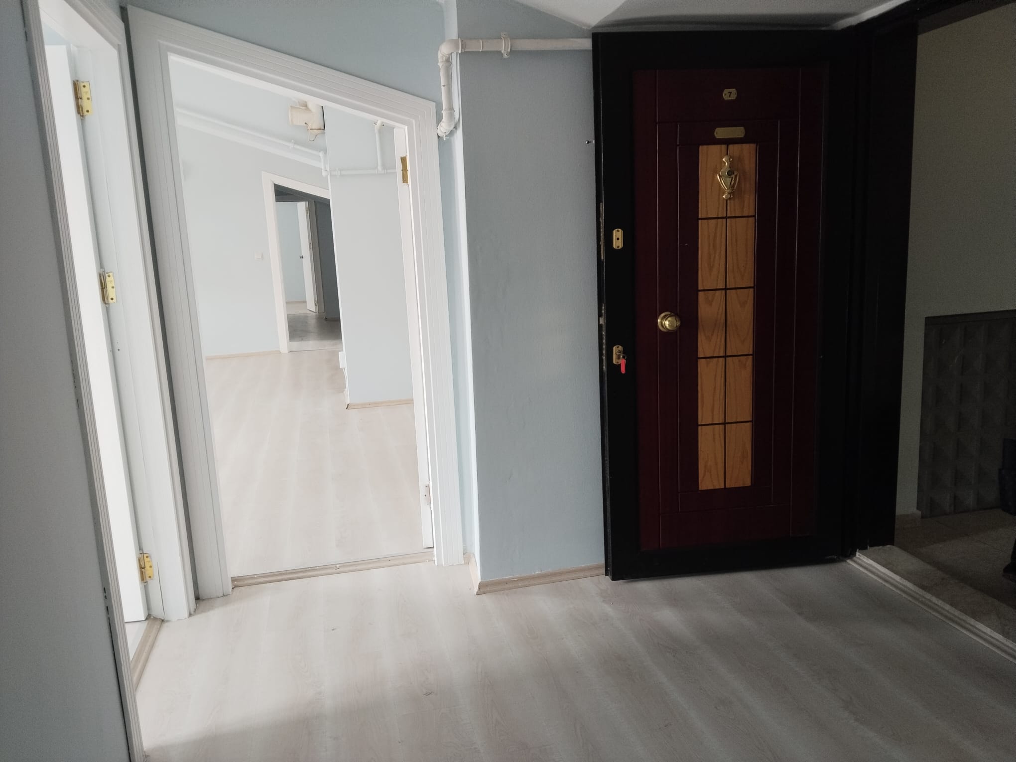 CENTURY 21 VİZYONDAN ESOGÜ YAKININDA KİRALIK 4+1 DAİRE