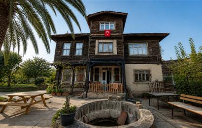 777m² Bahçe içinde, 1900'lerden günümüze korunmuş müstakil konak