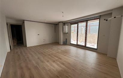 ÇINAR MAHALLESİ'NDE SAHİLE YAKIN ÖN CEPHE 0 BİNA LÜX 2+1