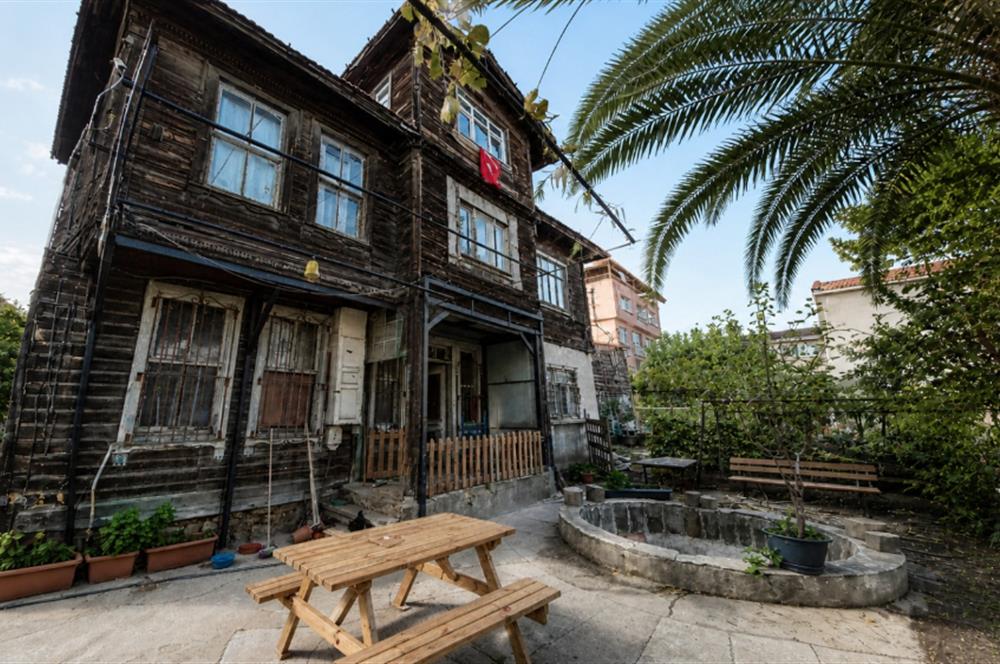 777m² Bahçe içinde, 1900'lerden günümüze korunmuş müstakil konak