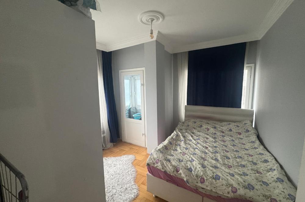 Kadıköy Merdivenköy Mah 2+1 kiralık Daire