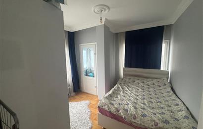 Kadıköy Merdivenköy Mah 2+1 kiralık Daire