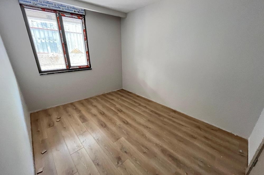 ÇINAR MAHALLESİ'NDE SAHİLE YAKIN ÖN CEPHE 0 BİNA LÜX 2+1