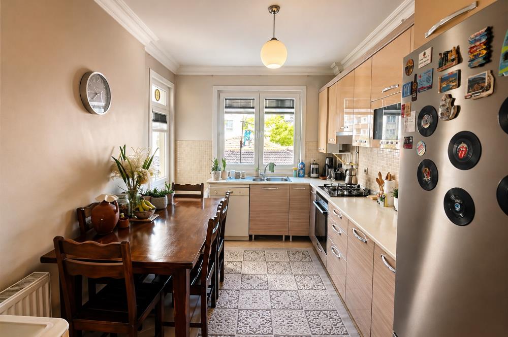 ÇEKMEKÖY TAŞDELEN MANOLYA SİTESİNDE SATILIK 3+1 FIRSAT DAİRE